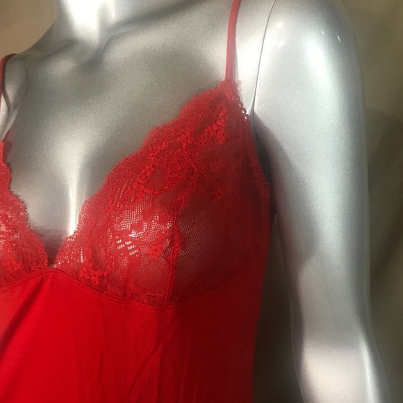 Gap Body Medium Women's Red Cami Tank Sheer Lace Cups Stretchy - Picture 4 of 11